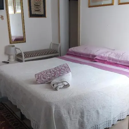 Montandon Couette-café Noto